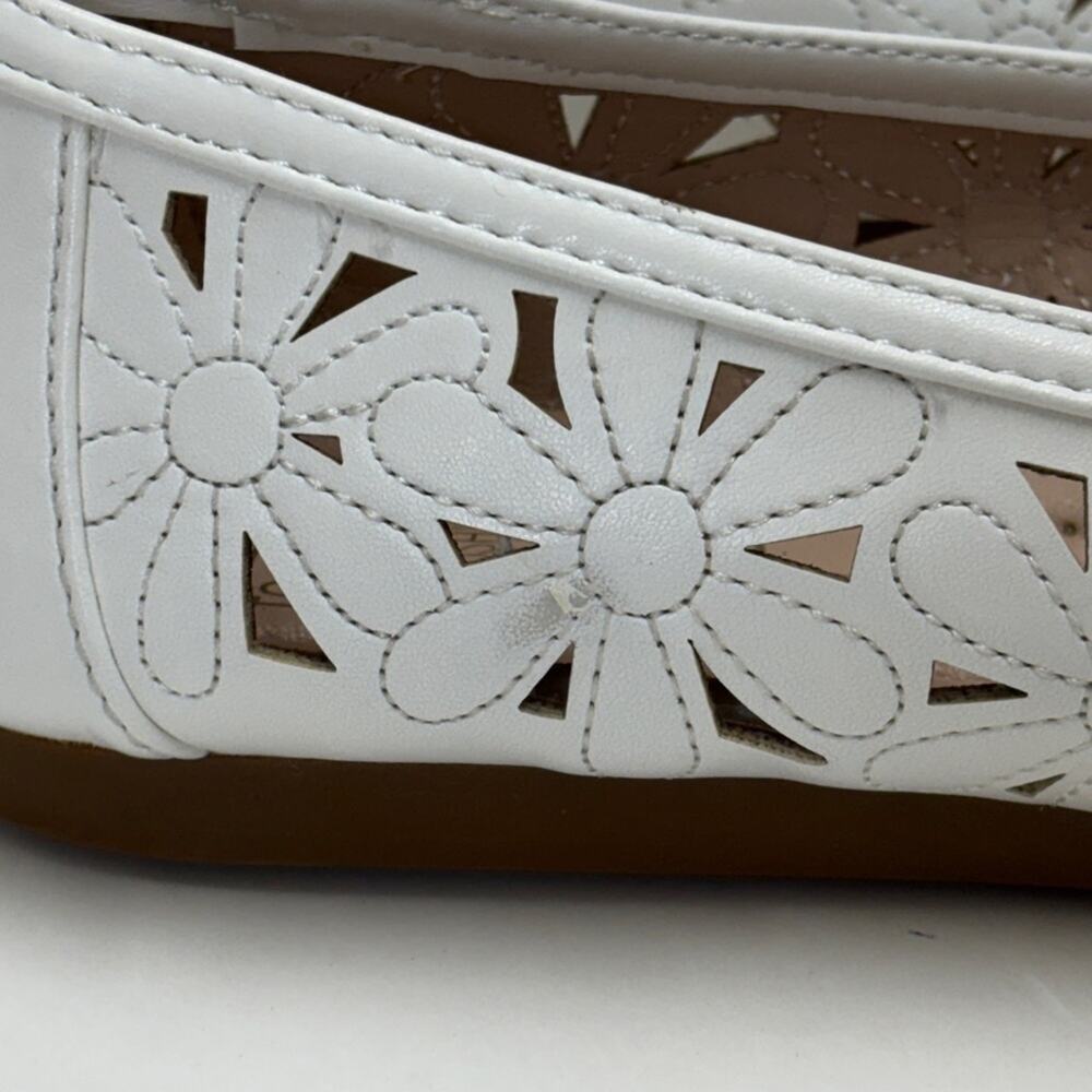 Mootsies Tootsies White Floral Cutout Ballet Flats Brunch Spring Shower 11M - Picture 5 of 10